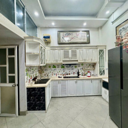 Bán nhà PHỐ KHÚC THỪA DỤ – LÔ GÓC – VỊ TRÍ VÀNG TẠI CẦU GIẤY 63m, 5T MT12m.