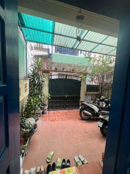 TRUNG TÂM CẦU GIẤY – SỔ PHÂN LÔ 80m x3 tầng, mặt tiền rộng Giá 18,9 Tỉ