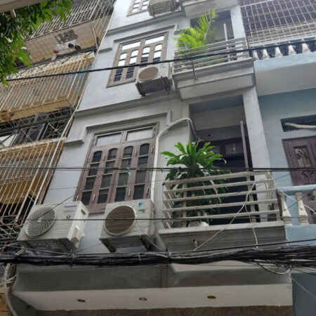 Nhà 4 tầng mặt ngõ kinh doanh phố Tây Sơn, Đống Đa, lô góc, gần phố, sổ vuông, 4.2 tỷ.