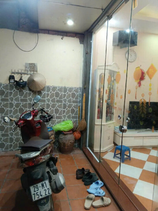 BÁN NHÀ PHÂN LÔ -PHỐ THÁ HÀ -NGÕ NÔNG- THOÁNG- DT 40M2-5 TẦNG.MT 3.7M-GIÁ CHỈ 12.5 TỶ