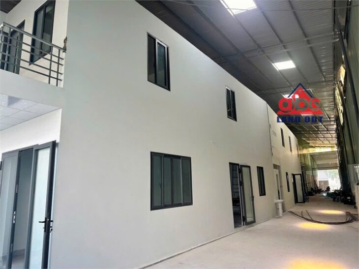 XT260 xưởng sản xuất kinh doanh ngoài KCN nhiều ngành nghề xưởng trống bàn giao liền