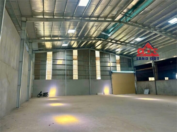 XT260 xưởng sản xuất kinh doanh ngoài KCN nhiều ngành nghề xưởng trống bàn giao liền