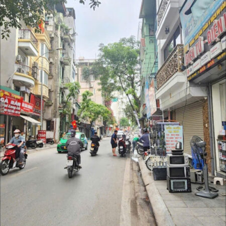siêu phẩm 2 mặt phố,vỉa hè kinh doanh tấp nập,ba bước ra tây hồ,96m2,5T,nhỉnh 28 tỷ