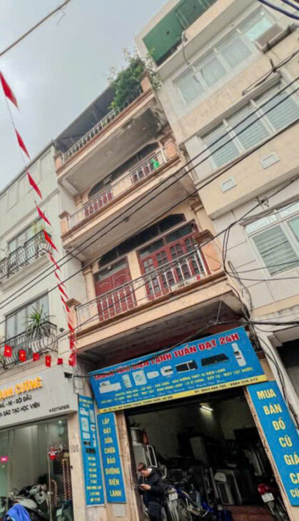 CƠ HỘI VÀNG ĐẦU TƯ, MẶT PHỐ NGUYỄN NGỌC NẠI, BÁN ĐẤT TẶNG NHÀ GIÁ CHỈ 28 TỶ.