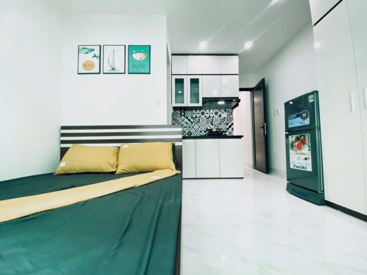 TÒA NHÀ DỊCH VỤ ĐƯỜNG LÁNG – 13 PHÒNG KHÉP KÍN, DOANH THU 70TR/1 THÁNG – GIÁ 15 TỶ