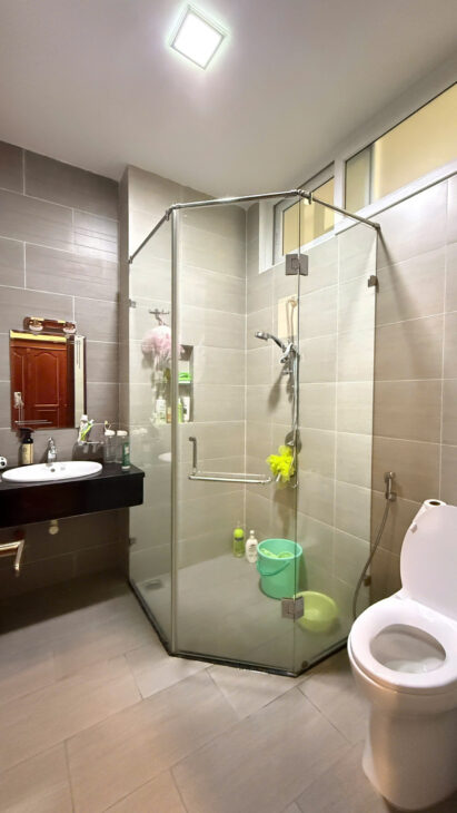 KHU VIP NGUYỄN THÁI BÌNH DT: 123M2 ( 5 X 25 ) – 4 TẦNG – 5PN – BTCT – HẺM NHỰA 6M THÔNG – HOÀN CÔNG