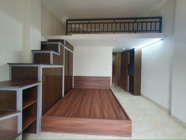 BÁN NHÀ CCMN- PHÁO ĐÀI LÁNG-7 TẦNG THANG MÁY-6 PHÒNG KÉP KÍN,FULL NỘI THẤT