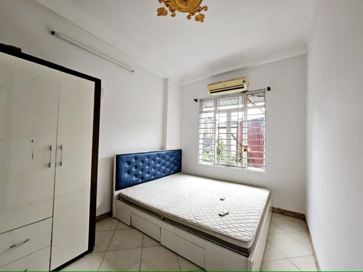 BÁN NHÀ –MẶT NGÕ LINH QUANG-VĂN TRƯƠNG-LÔ GÓC- GẦN HỒ – 10m RA Ô TÔ ĐỖ
