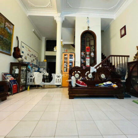 PL HOÀNG VĂN THÁI – NGÕ THÔNG – Ô TÔ VÀO NHÀ – KINH DOANH Dt 106m2 3 tầng mặt tiền. 5.5m Giá 24 tỷ