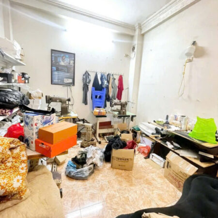 Bán nhà Đỗ Quang Cầu Giấy Hà Nội 40m x 4 tầng, 8 PN, 8 VS, Giá 19 tỉ