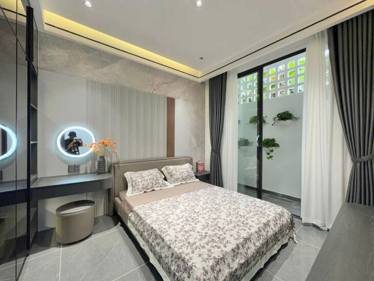 NHÀ MỚI 3 TẦNG MẶT TIỀN ĐẸP – 4 PHÒNG NGỦ – GIÁ CHỈ 7.45 TỶ – TRUNG TÂM VIP HÒA XUÂN