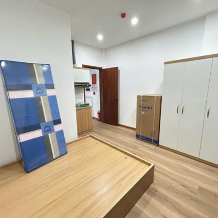 CCMN 6 TẦNG TRẦN DUY HƯNG THANG MÁY – NGÕ THÔNG – DT 50m2 6 tầng MT 4m Giá 17.4 tỷ