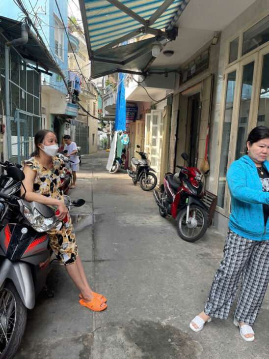 bán nhà hẻm trước nhà 5m trần văn quang p 10 tân bình 1 trệt 1 lầu sổ hòng riêng giá 1,8 tỉ