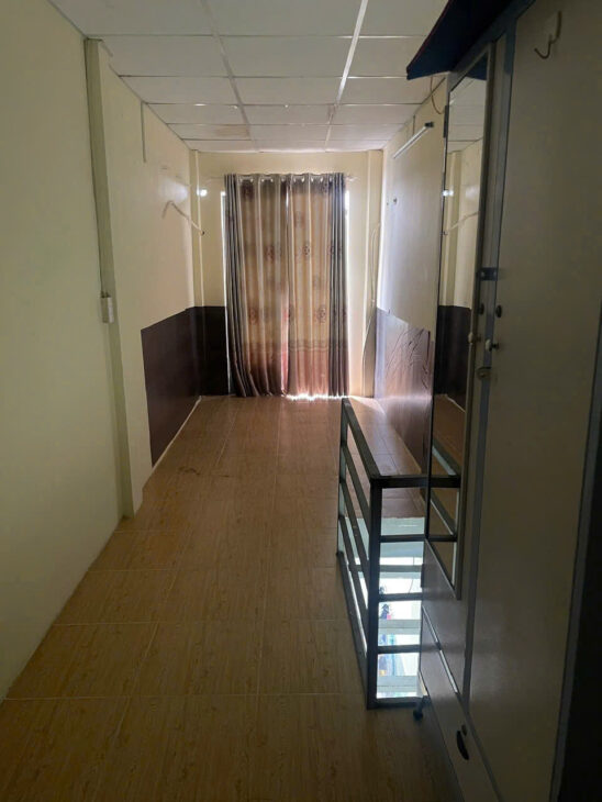 bán nhà hẻm trước nhà 5m trần văn quang p 10 tân bình 1 trệt 1 lầu sổ hòng riêng giá 1,8 tỉ