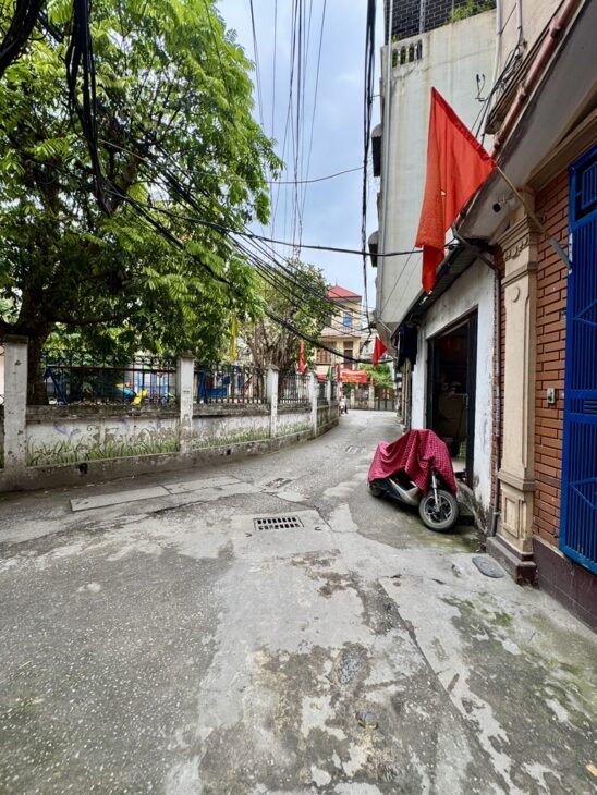 PHÂN KHÚC CỰC HIẾM – NHÀ ĐẸP Ở NGAY – 5 TẦNG – Ô TÔ CÁCH 15M – GẦN HỒ ĐỀN LỪ – 5.85 TỶ