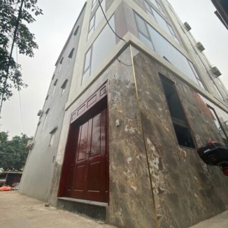 BÁN NHÀ PHÂN LÔ ĐẸP – THANG MÁY – Ô TÔ TRÁNH – ĐẶNG VŨ HỶ – LONG BIÊN – 11.5 TỶ – 0383 150 180