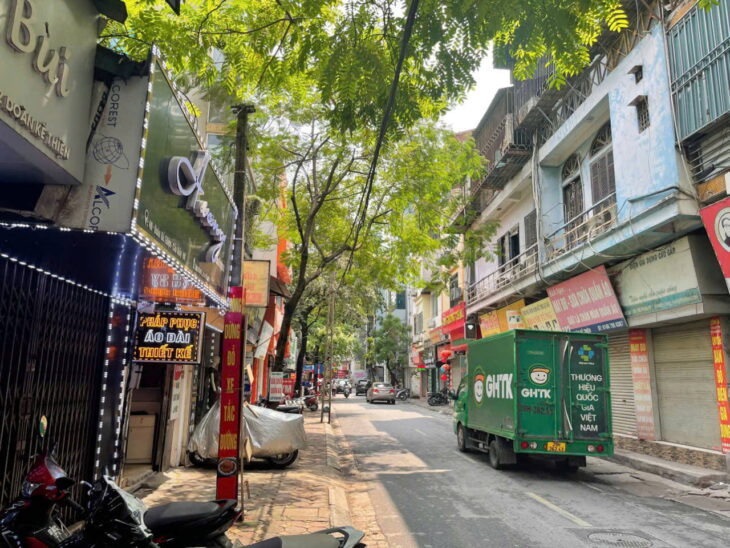 BÁN NHÀ MẶT PHỐ DOÃN KẾ THIỆN – 2 MẶT THOÁNG, SỔ ĐỎ CHÍNH CHỦ