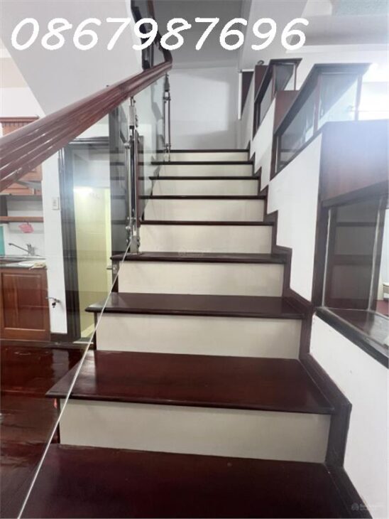 ???? Căn Nhà 3 Tầng Kiên Cố Trung Tâm TP. Nha Trang – Chỉ 3,6 Tỷ VND Mã Nhà: NH-1