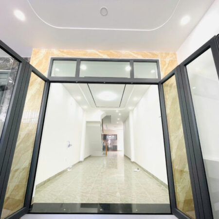 BÁN NHÀ 3 TẦNG HẺM Ô TÔ GẦN CHỢ VĨNH HẢI – DT: 107,5m2 . DTSD: 201m2 – – Giá bán : 5 tỷ 100