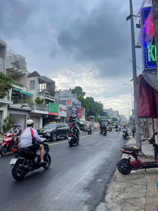 4.2x17m, BÁN NHÀ 4 TẦNG ST, HẺM 7m, LẠC LONG QUÂN, P9, TÂN BÌNH, NHỈNH 8 TỶ