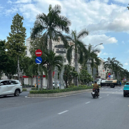 Bán Biệt thự đẳng cấp 4 lầu ngang 12m ngay KDC Cityland P.10 240m2 tiện ích VIP chỉ 55 tỷ