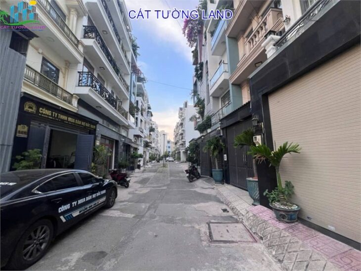 Bán nhà 4x14m, Hẻm 8m Đường Số 53, sát Kênh Tham Lương. Giá 7.2 tỷ TL