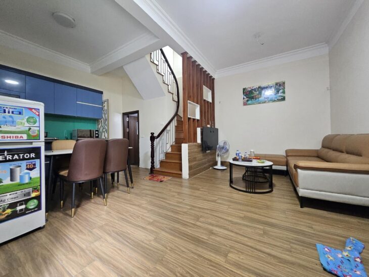 BÁN NHÀ ĐỊNH CÔNG THƯỢNG, HOÀNG MAI, Ô TÔ ĐỖ CỬA, 30M Ô TÔ TRÁNH, 32M2, 7 TỶ(CTL)