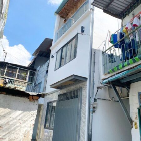 Nhà góc mới 3 tầng sát đường Nguyễn Duy P12Q8. Giá: 3.6 tỷ TL