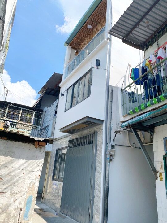 Nhà góc mới 3 tầng sát đường Nguyễn Duy P12Q8. Giá: 3.6 tỷ TL