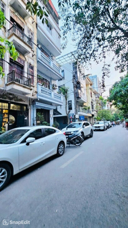 Bán nhà phân lô Đầm Trấu, Hai Bà Trưng 56m, 5T, MT 4.1m, vỉa hè, ô tô, KD, giá 24 tỷ. LH: 0366051369