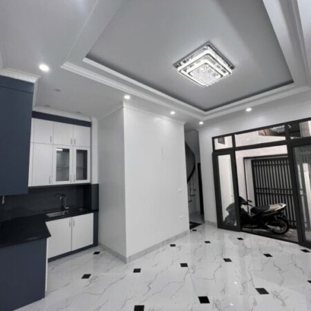 BÁN NHÀ PHỐ VỌNG, 10M RA MẶT PHỐ, THANG MÁY, DT 36M2, 8.9 TỶ