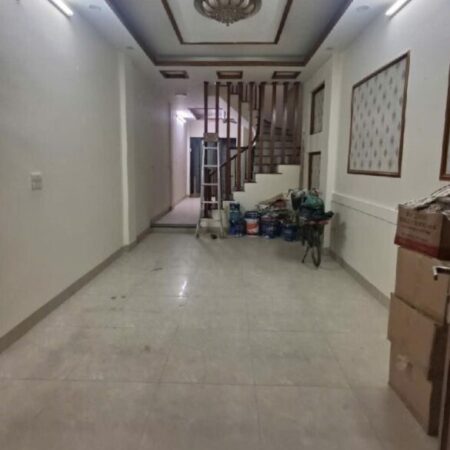 BÁN NHÀ NGỌC HỒI, HOÀNG MAI, Ô TÔ VF3 ĐỖ CỬA, 30M RA PHỐ, SD 46M2, 8.8TỶ(CTL)