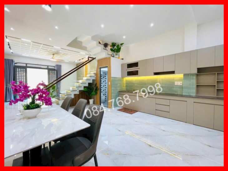 BÁN NHÀ 4 TẦNG, 5.7×8, 4 PHÒNG NGỦ, GÒ VẤP – GIÁ HỜI 6.5 TỶ – VỊ TRÍ VÀNG LÊ VĂN THỌ