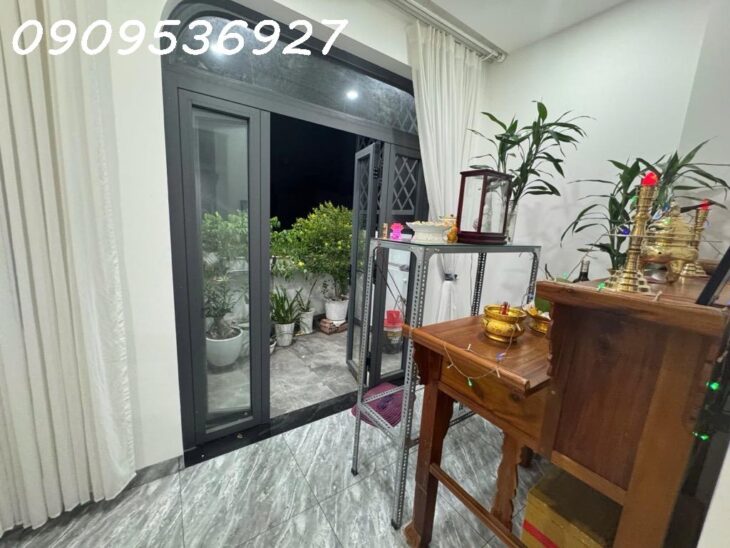 NHÀ MỚI Ở NGAY HXH 3 TẦNG – KIẾN TRÚC SƯ TỰ THIẾT KẾ – VÀO Ở NGAY KHÔNG CẦN SỬA