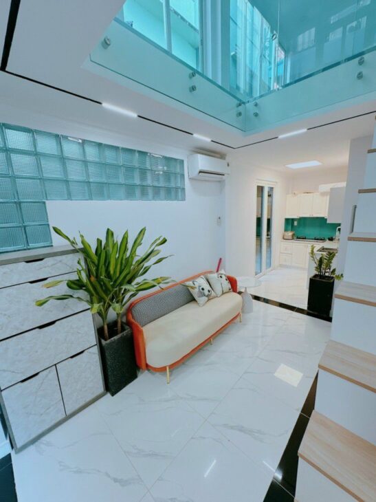 NHÀ ĐIỆN BIÊN PHỦ MỚI ĐẸP – 3 TẦNG – 2 PN – LÔ GÓC THÔNG THOÁNG – CÁCH HẺM XE HƠI 20M – GIÁ CHỈ 3.8