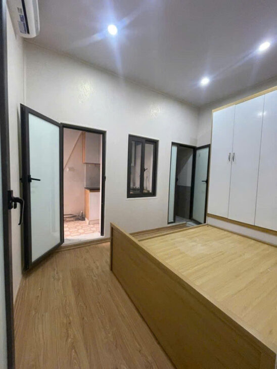 Bán Nhà Tâp Thể Ngõ 181 Nguyễn Trãi – 60m – 3 Ngủ – Giá 2,5 Tỷ