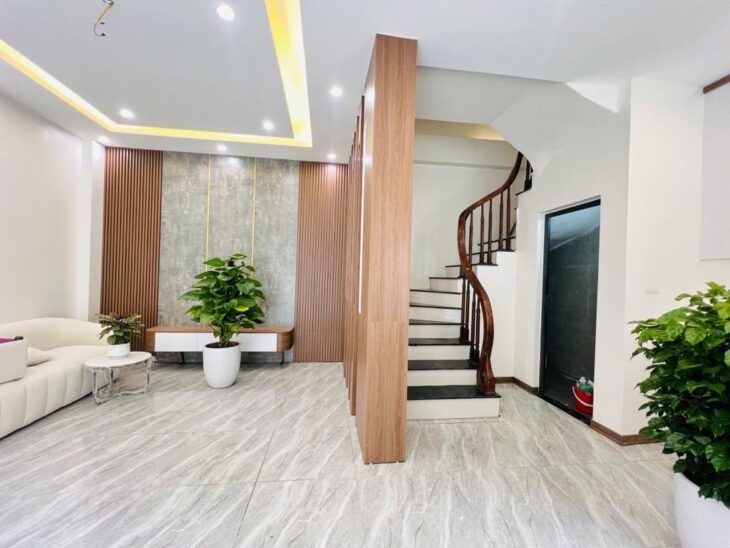 BÁN NHÀ ĐƯỜNG HOÀNG MAI,TRƯƠNG ĐỊNH, LÔ GÓC, Ô TÔ ĐỖ CỬA, 35M2, 8.3 TỶ