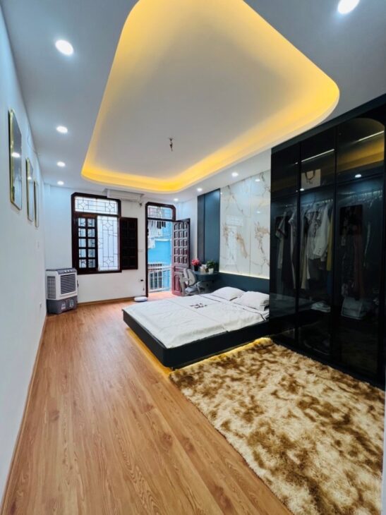 BÁN NHÀ KIM GIANG, THANH TRÌ, Ô TÔ ĐỖ CỔNG, GẦN PHỐ, MỚI ĐẸP Ở NGAY, SD 37M2, 7.4TỶ(CTL)