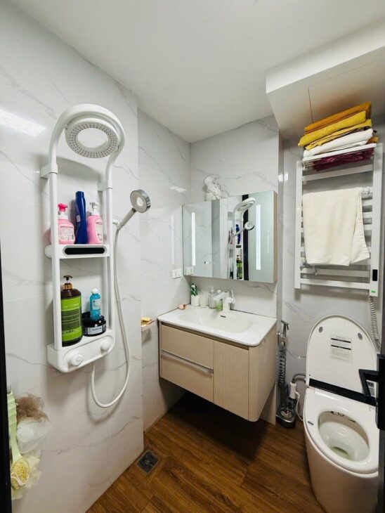 Bán nhà Thanh Nhàn, 1 nhà ra phố, thang máy, nhà 6 tầng đẹp ở luôn, 12 tỷ