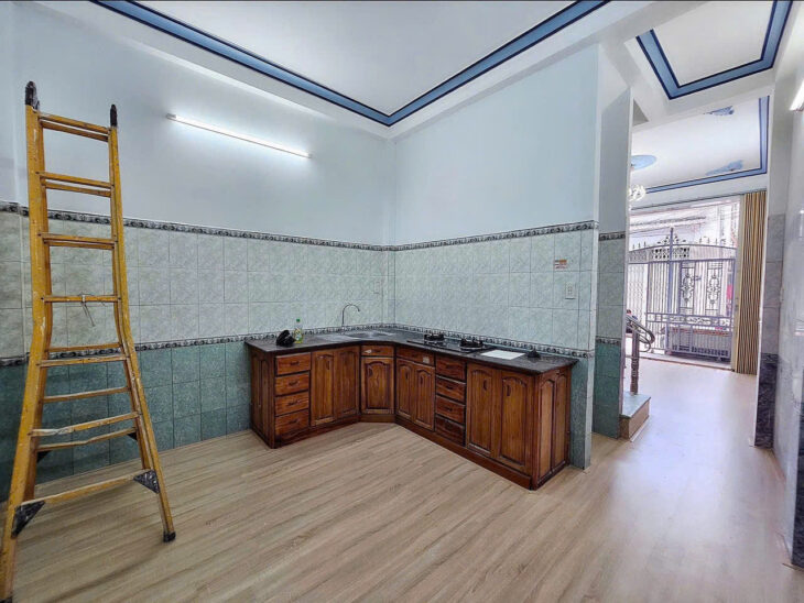 Bán nhà 4 tầng Tttp Nha Trang , Đường Thống Nhất ,P. Phương Sơn , Gía : 3 tỷ 290