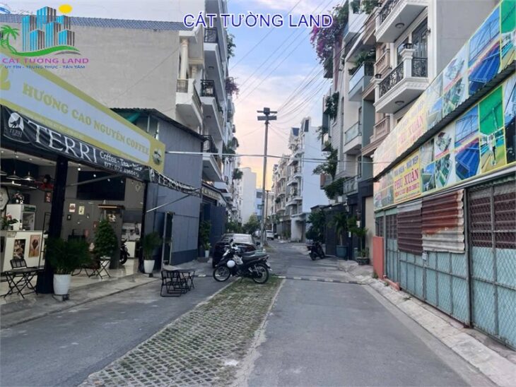 Bán nhà 4x14m, Hẻm 8m Đường Số 53, sát Kênh Tham Lương. Giá 7.2 tỷ TL