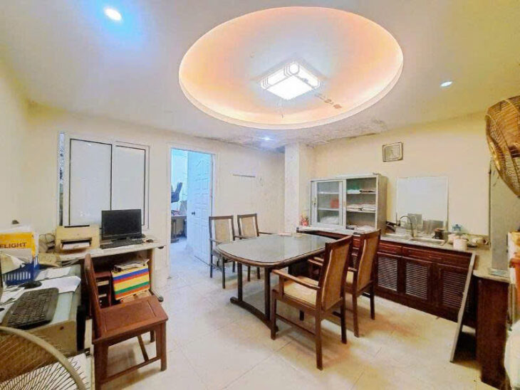 Bán nhà phân lô Đầm Trấu, Hai Bà Trưng 56m, 5T, MT 4.1m, vỉa hè, ô tô, KD, giá 24 tỷ. LH: 0366051369