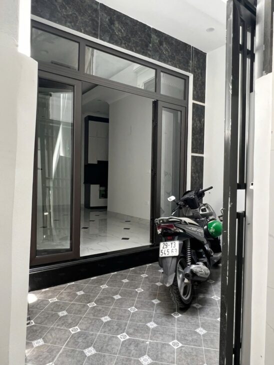BÁN NHÀ PHỐ VỌNG, 10M RA MẶT PHỐ, THANG MÁY, DT 36M2, 8.9 TỶ