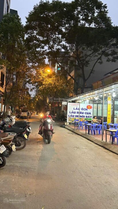 NHÀ LIỀN KỀ ĐÌA LÃO, KIẾN HƯNG 50M2, MT 4M, 10 TỶ