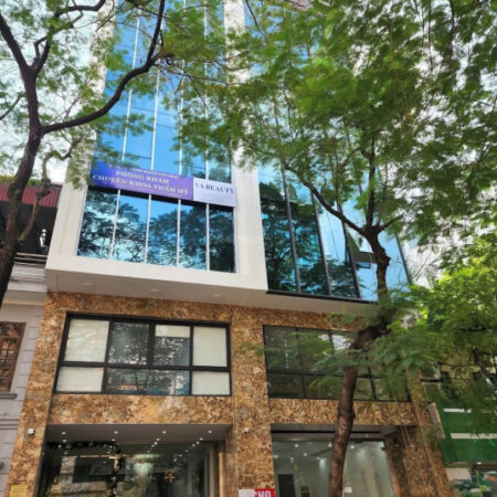 Hiếm! Nhà mặt phố Nguyễn Chí Thanh 40m², mặt tiền 4,5m, ô tô, kinh doanh 15 tỷ