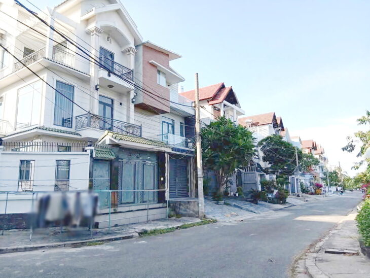 Biệt thự KDC Ấp 5 Phong Phú, giáp ranh BX Q8