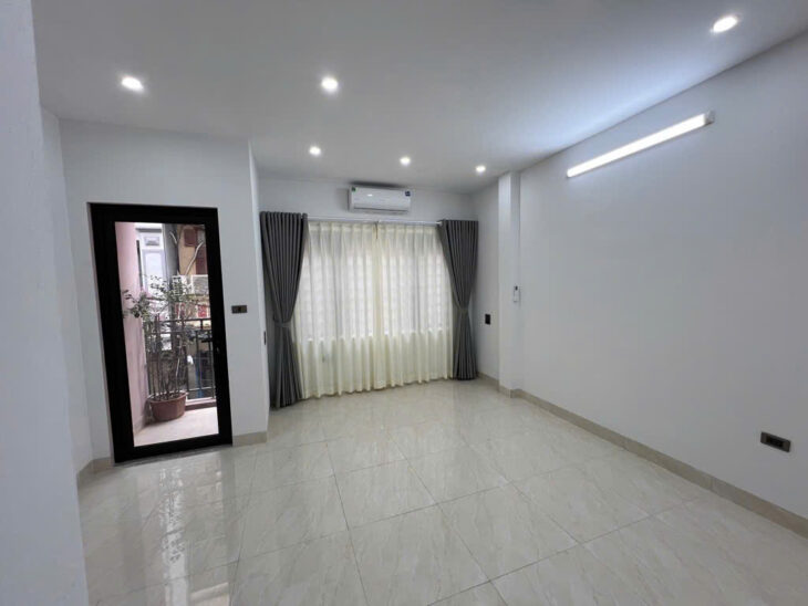 NHÀ ĐẸP KHƯƠNG TRUNG THANH XUÂN – FULL NỘI THẤT- NGÕ Ô TÔ – 43M2 GIÁ NHỈNH 10 TỶ