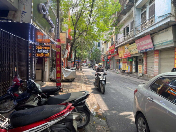 BÁN NHÀ MẶT PHỐ DOÃN KẾ THIỆN – 2 MẶT THOÁNG, SỔ ĐỎ CHÍNH CHỦ