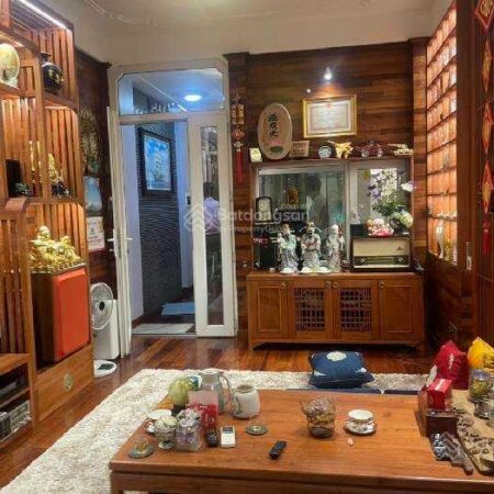 Xóa tin và gia hạn tin: Xóa các tin đăng sai hoặc tin đã bán, gia hạn các tin đăng hết hạn