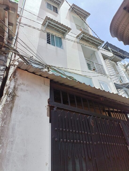 HOT, CHỈ 3.8 TỶ, CẦN TIỀN BÁN RẤTGẤP PHẠM THẾ HIỂN [P7, Q8] DT 80M2(5.3X 15M)4T, 8PN,8WC